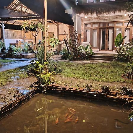 Stay Together Tetebatu Exterior photo