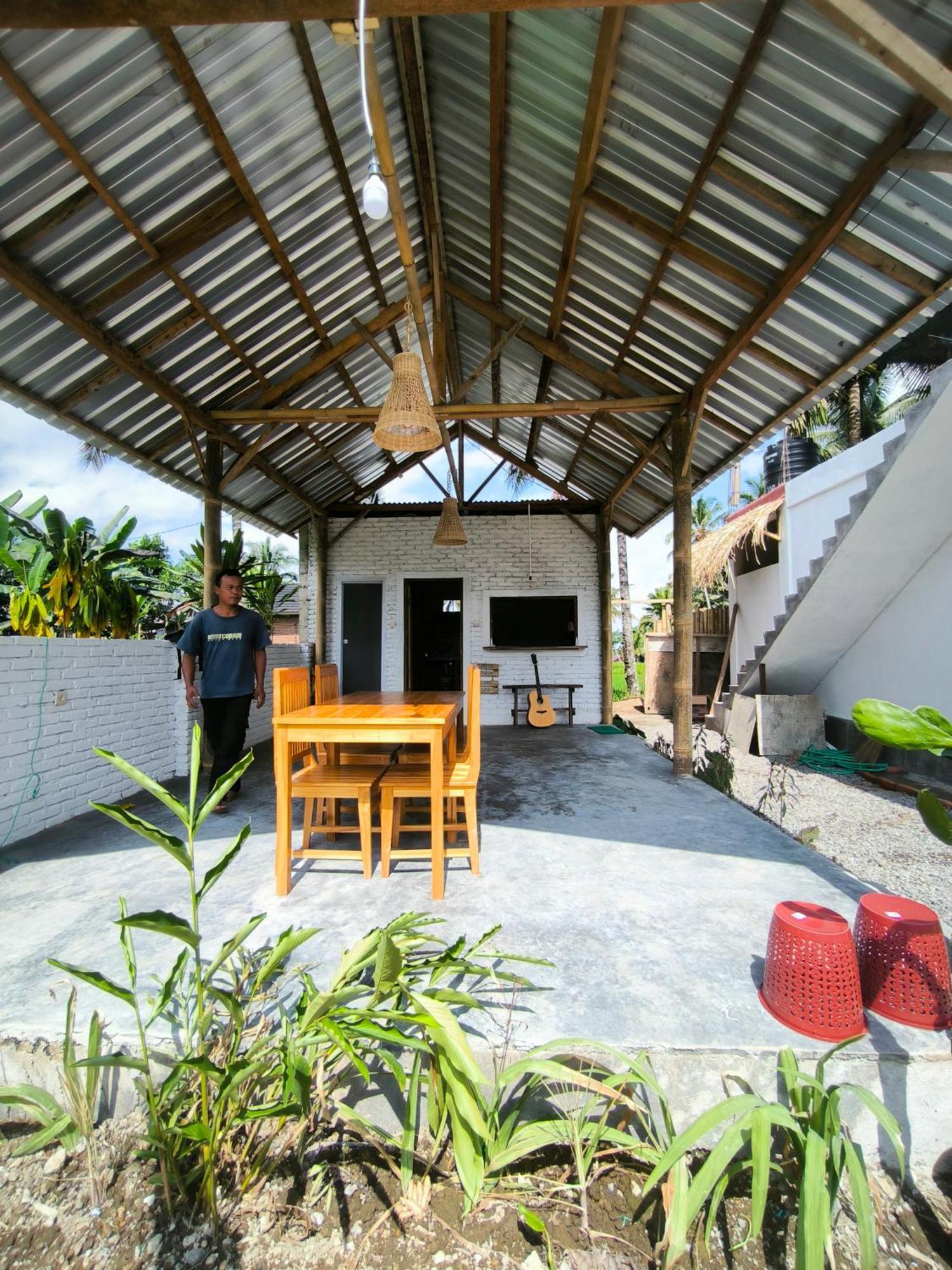 Stay Together Tetebatu Exterior photo